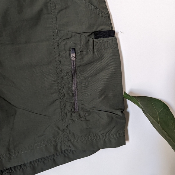 REI | UPF 50+ | Green Athletic Outdoor Hiking  Shorts - Picture 3 of 10